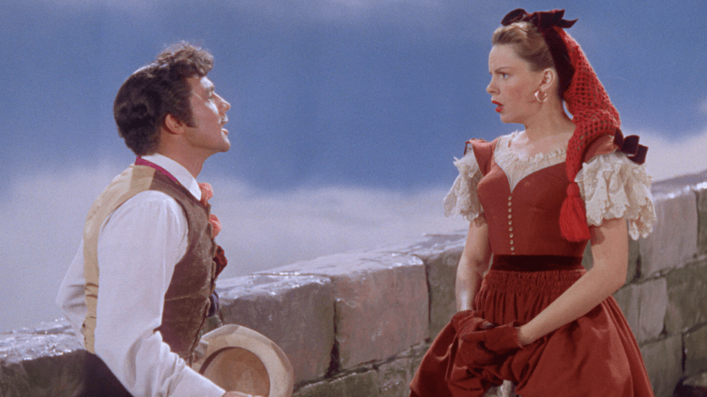 O Pirata, de 1948, filme que mistura swashbuckler com musical, contando com a participação fantástica de Gene Kelly e Judy Garland