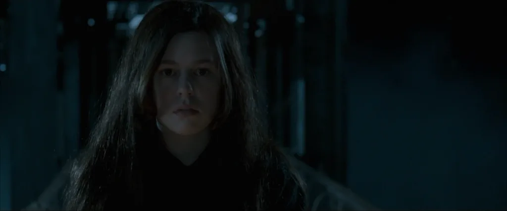 Rhonda, uma das personagens do segmento de "Hallween School Bus Massacre"