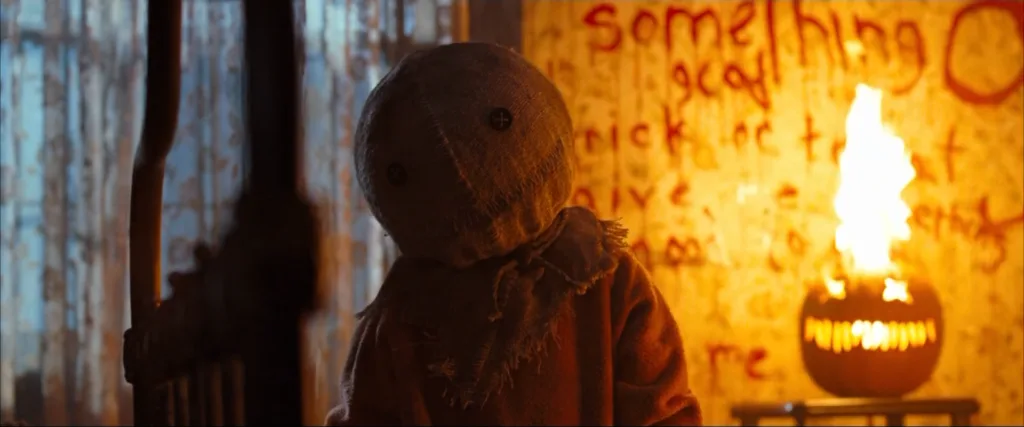 Sam, personagem de Contos do Dia das Bruxas que marca presença em todas as histórias do filme