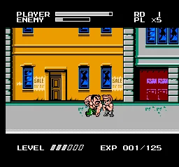 Haggar atacando um inimigo em Mighty Final Fight