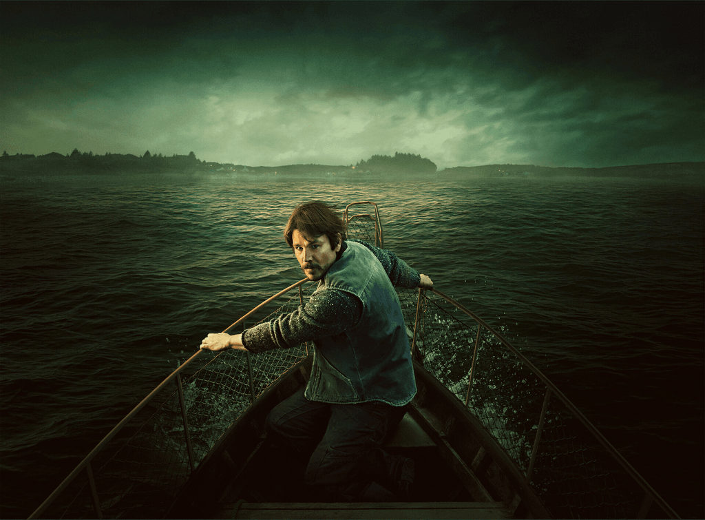 Capa de Profundezas (Below), minissérie da Netflix que finge ser horror cósmico, mas é apenas sobre uma lula gigante ameaçando uma pequena vila canadense